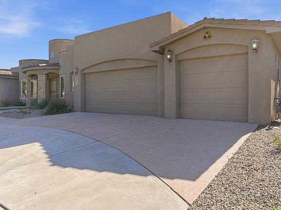 5th image of 8008 Merissa Ln NE