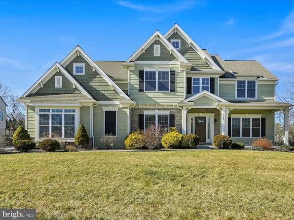 176 Savannah Dr, Hummelstown, PA 17036
