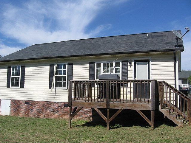 2nd image of 109 Mill Creek Dr