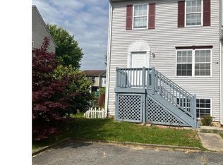 22 Highland Way, Newark, DE 19702