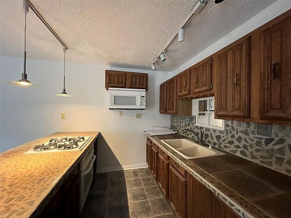 1st image of 5104 39th St #2