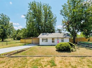 10220 Bellview Dr, Midwest City, OK 73130
