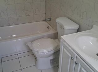 2727 SW 24th St, Miami, FL 33145