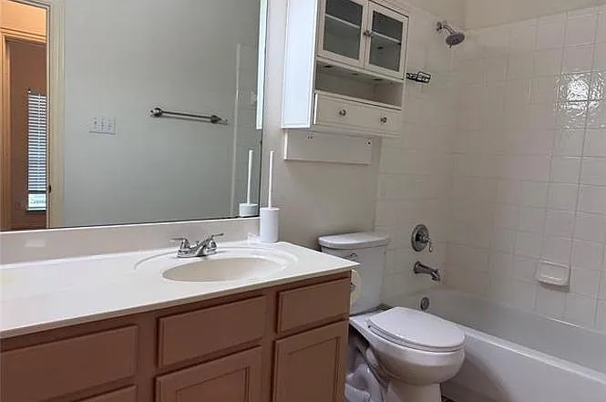 13401 Roadster Dr — Photo 3