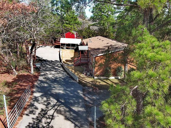 2nd image of 1024 Sand Hills Rd