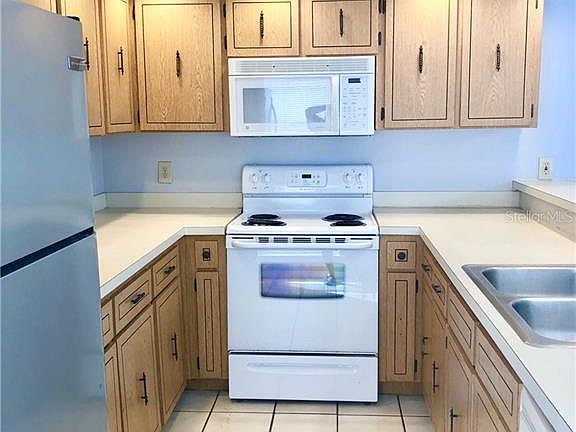 4th image of 6262 142nd Ave N Unit 601