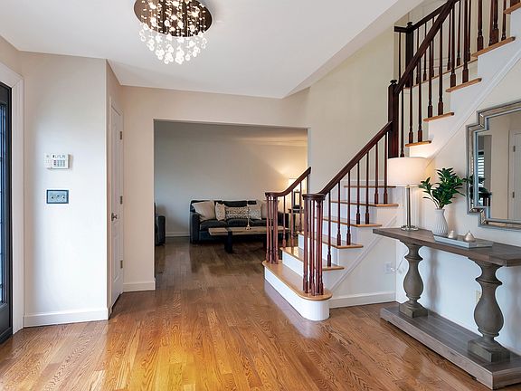 Entry with Welcome Closet
