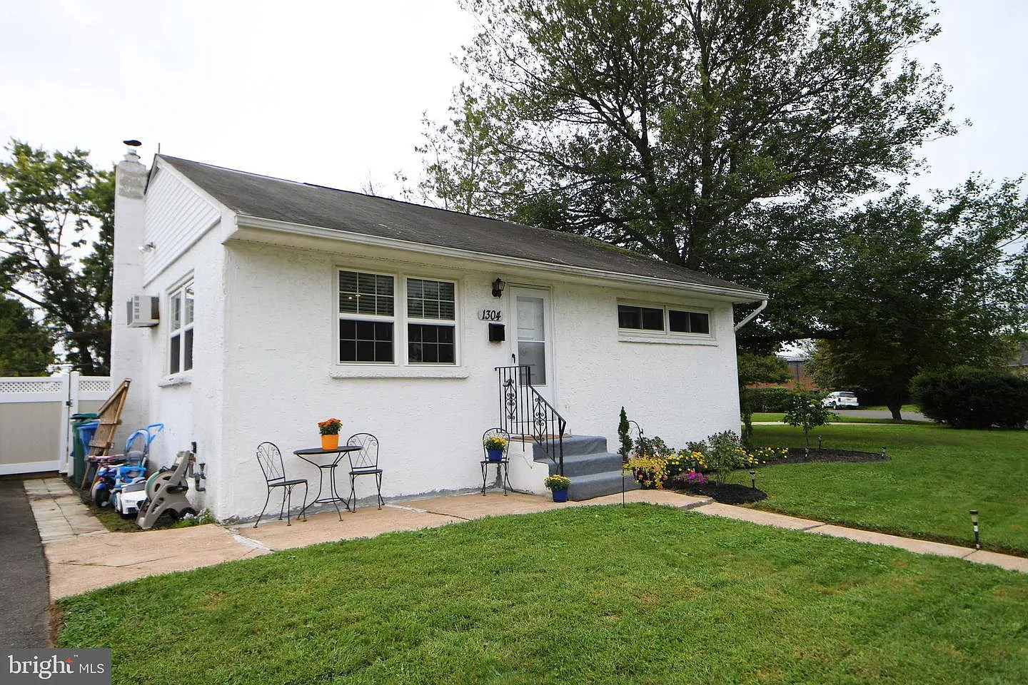 1304 Wynfield Ave photo 1