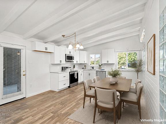 4th image of 2108 O'Farrell Ave
