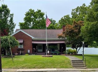 910 Pike St, Parkersburg, WV 26101