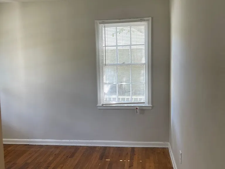 1799 S Gordon St SW — Photo 15