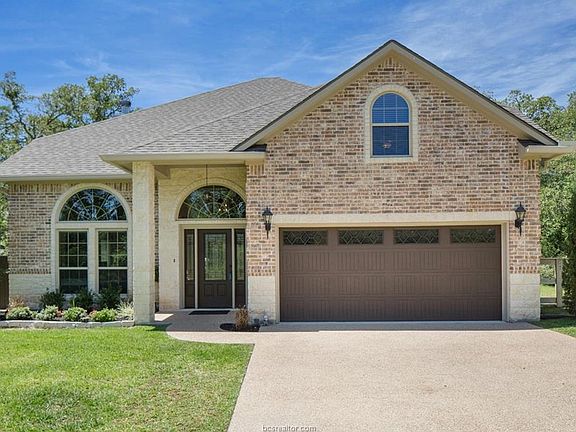 4th image of 5120 Drake Dr