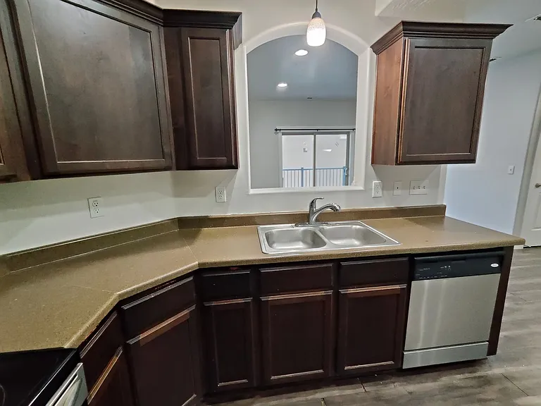 91 W Springview Dr — Photo 7