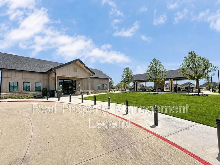 1304 Limestone Ridge Rd — Photo 6