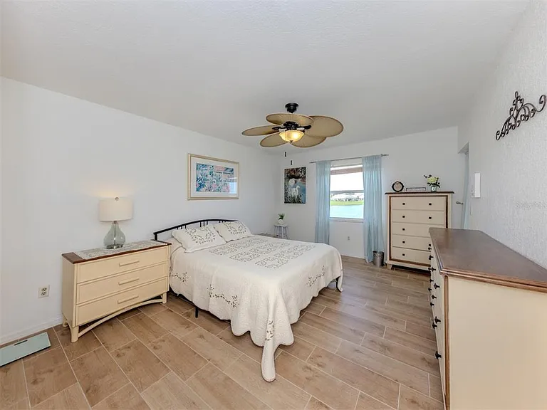 26333 Nadir Rd #105 — Photo 53
