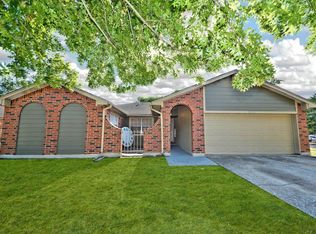 11527 Perry Rd, Houston, TX 77064