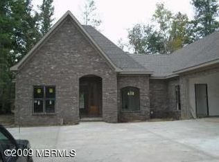 6815 King Rd, Meridian, MS 39305