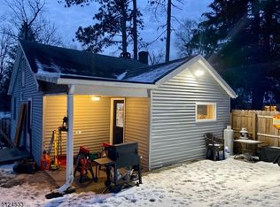 6 Prospect Ave, Blairstown, NJ 07825