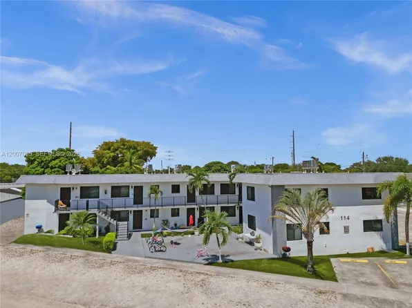 114 SE 8th St APT 102, Hallandale Beach, FL 33009
