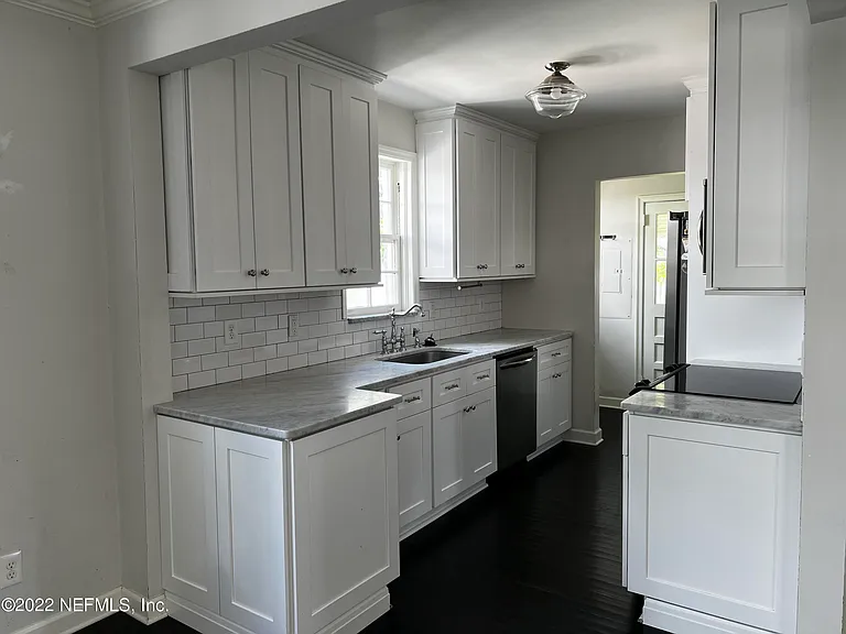 4743 Kerle St — Photo 11
