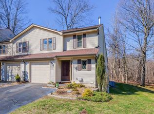 62 Schoolhouse Xing, Wethersfield, CT 06109