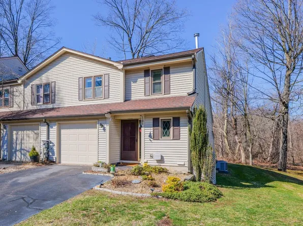 62 Schoolhouse Xing, Wethersfield, CT 06109