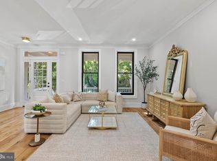 323 10th St NE, Washington, DC 20002