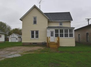 206 W Hamilton St, Odell, IL 60460