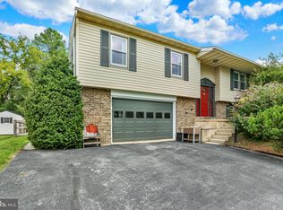 809 Evergreen Dr, Reading, PA 19610