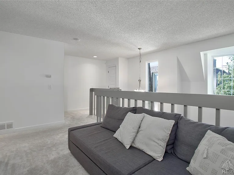 1370 S Idalia St #D — Photo 18