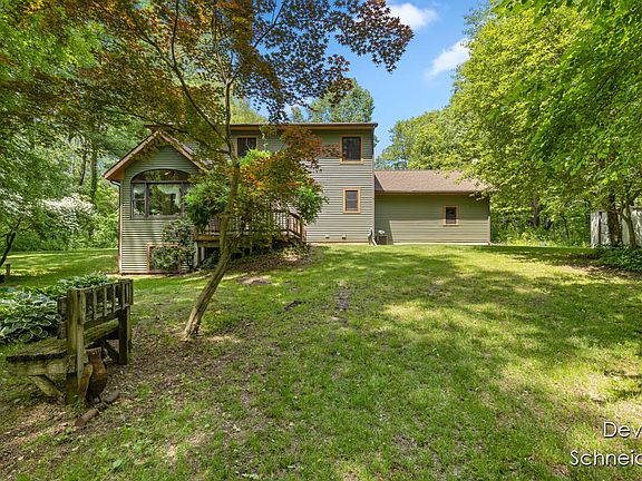 4th image of 3275 Stager Dr