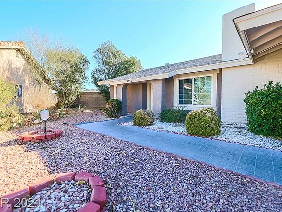 4th image of 4810 Walteta Way