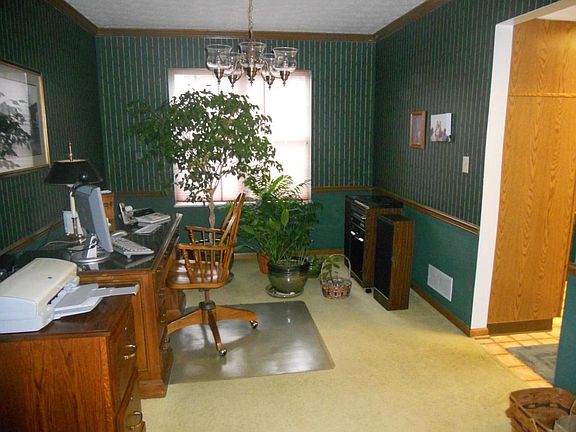 4th image of 182 Needlewood Ln