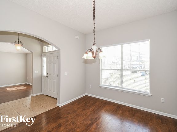 5th image of 709 Indigo Run Dr