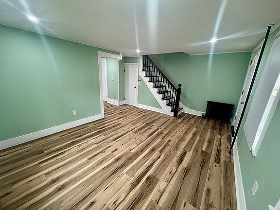 4th image of 2 Wall Ct