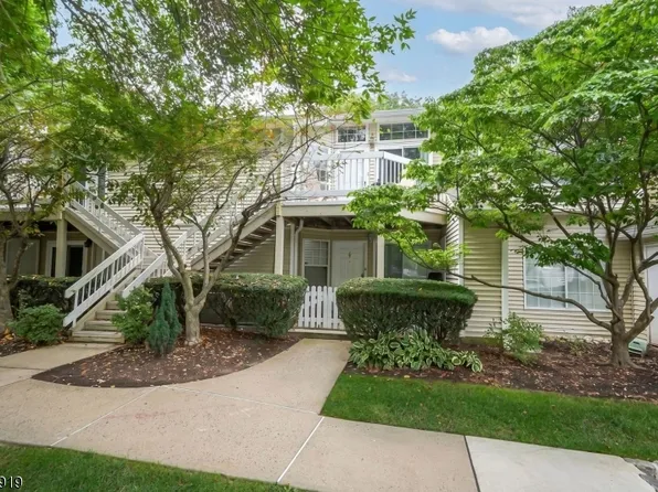 70 Sage Court, Bedminster Twp., NJ 07921