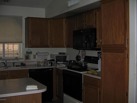 3rd image of 1308 E Bluefield Ave