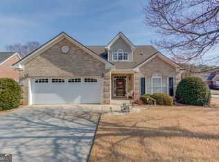 209 Chad Ln, Loganville, GA 30052