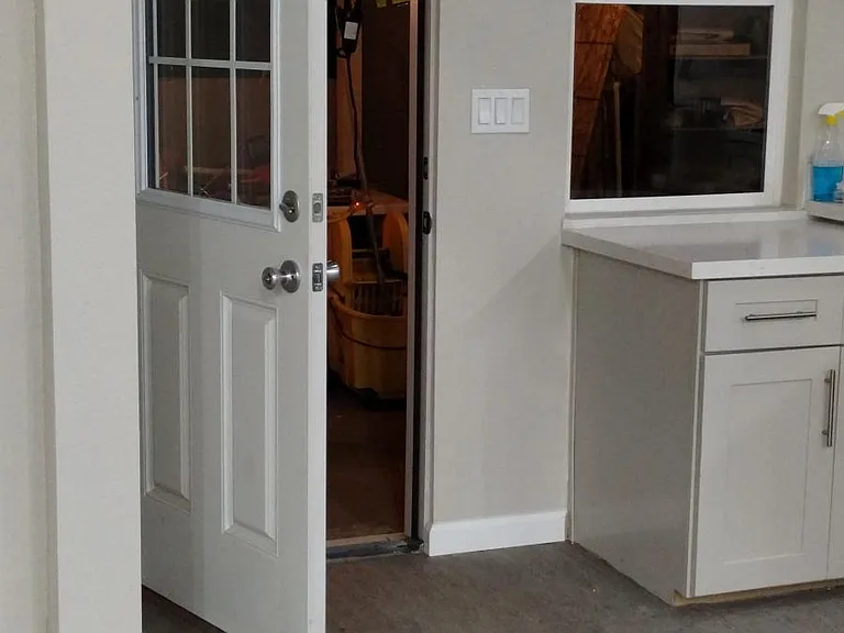 Kitchen/back door