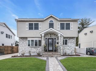 5 Malone Street, Hicksville, NY 11801