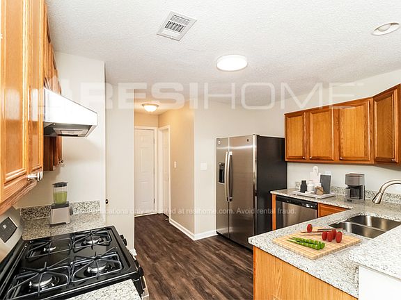 2nd image of 1368 Camrose Ct