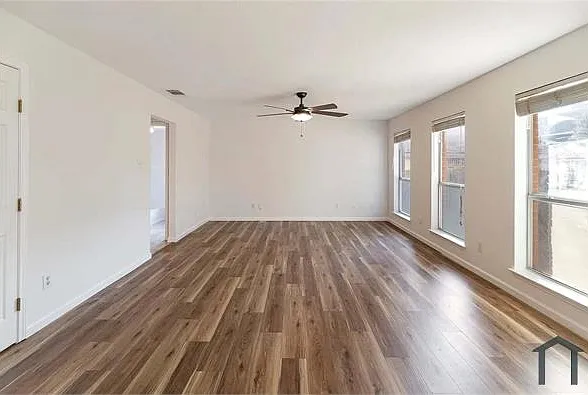 813 Silverbrook Dr — Photo 7