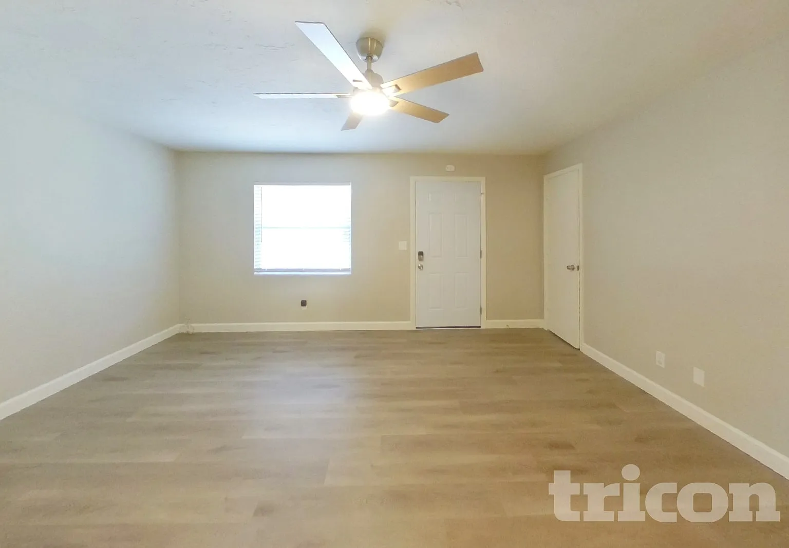 939 14th Avenue SW Largo FL — Photo 2