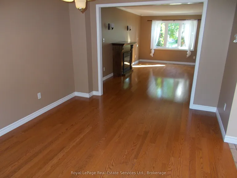 2208 Golden Briar Trl — Photo 3