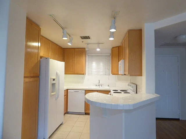 350 K St #205