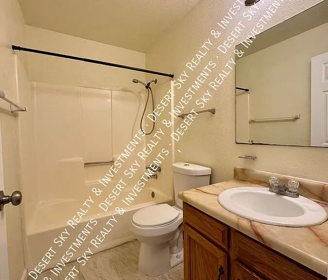 1765 Stanton Ave — Photo 17