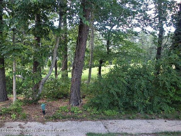 2nd image of 13C Gramercy Ln #C