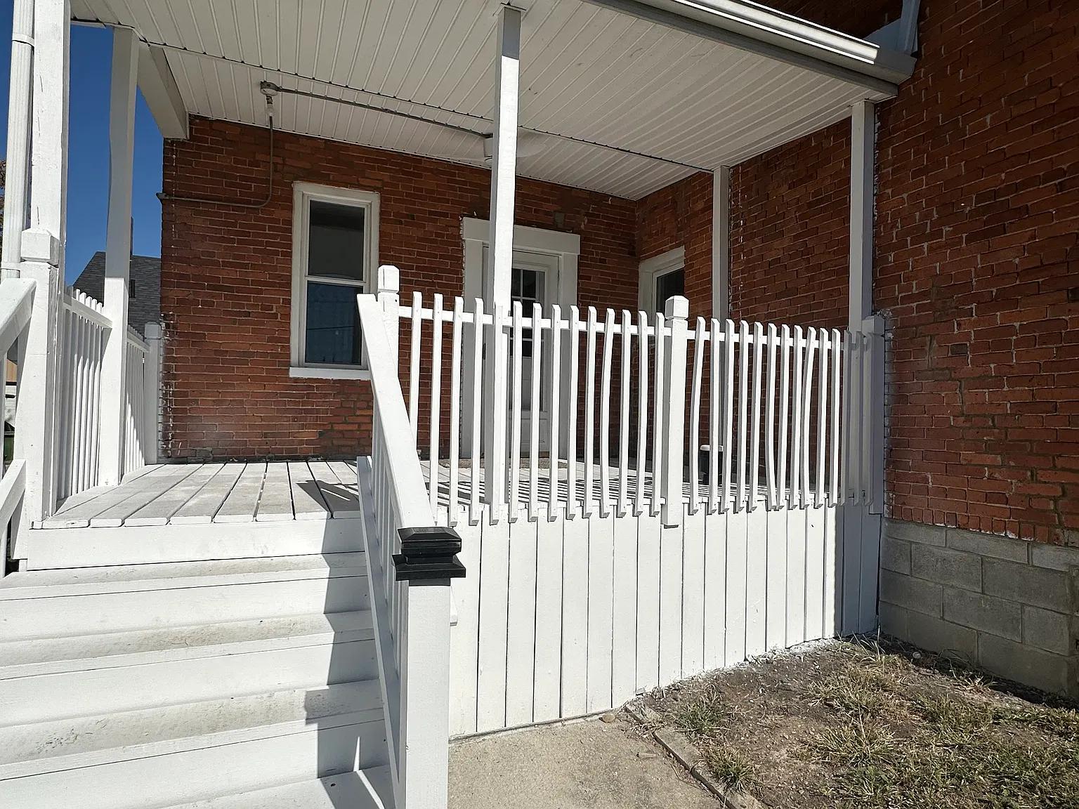 2 bed, 1156 sqft, $2,100 — Photo 3