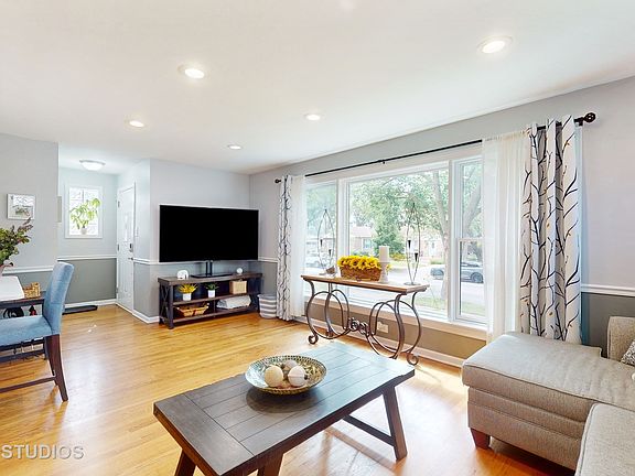 5th image of 1409 Kemman Ave