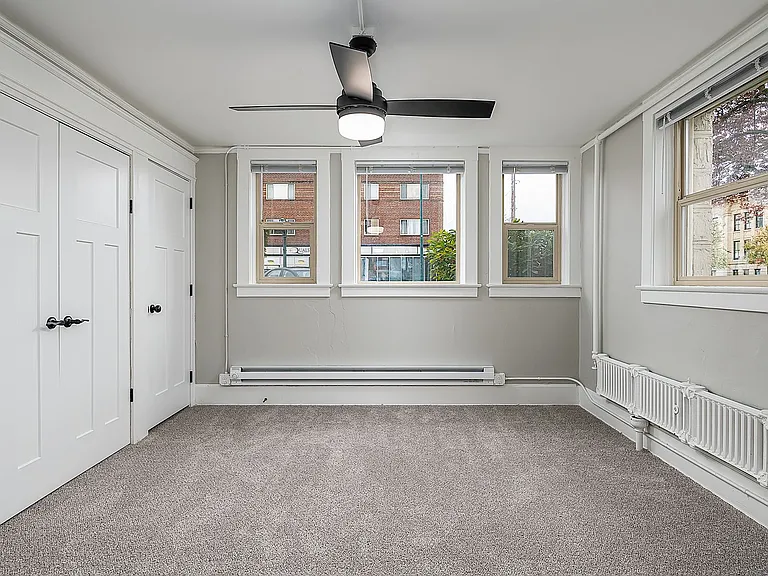 Elegant Renovation! HUGE 1 Bed 1 Bath Available Now! — Photo 9